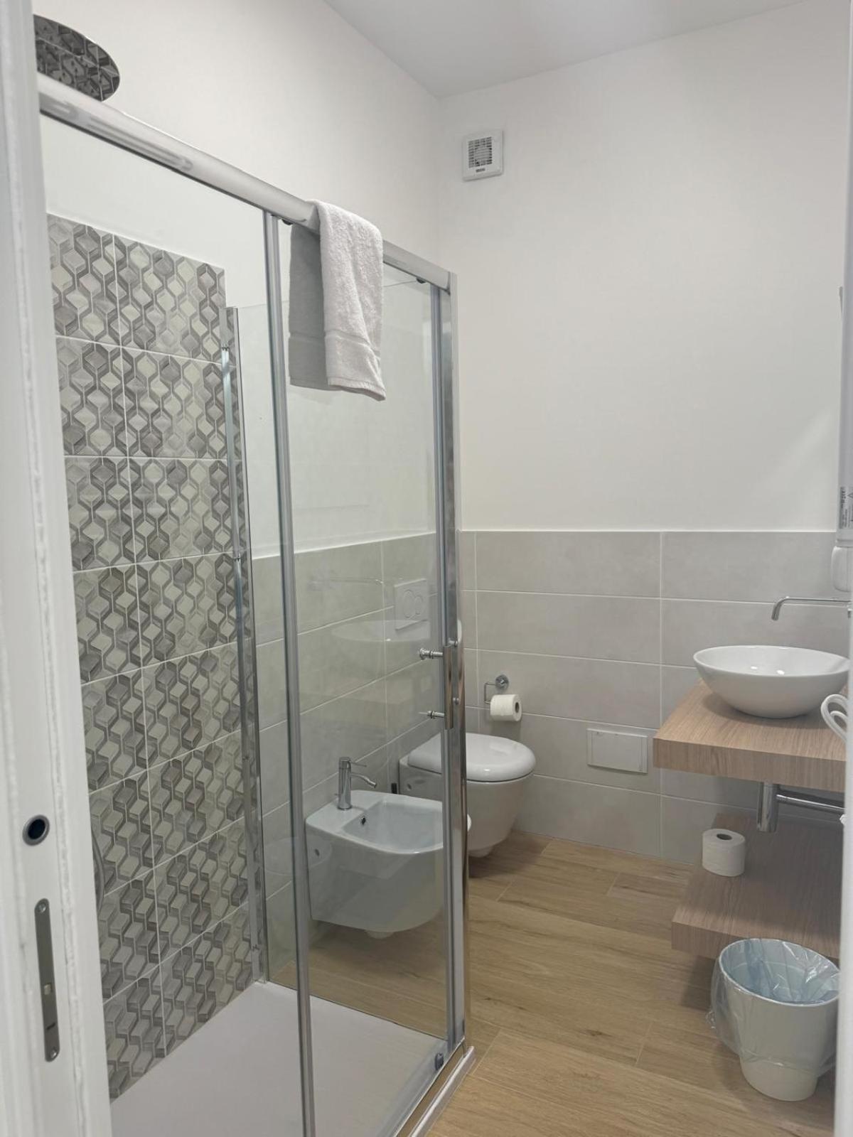 Guest House Al Porto Civitavecchia Buitenkant foto