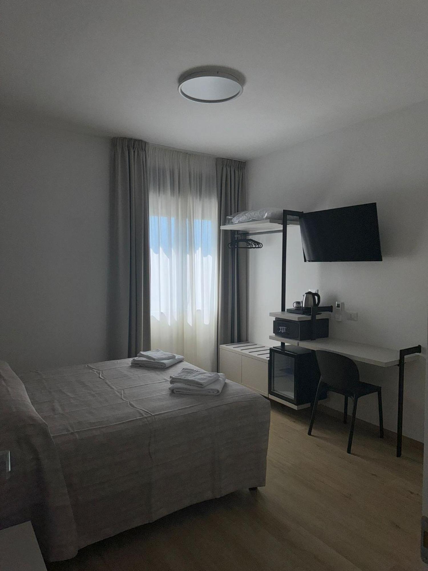 Guest House Al Porto Civitavecchia Buitenkant foto